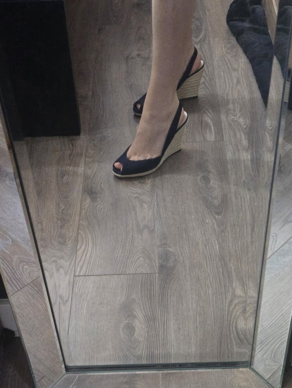 MICHAEL KORS Navy Peep-Toe Espadrille Wedge Slingbacks Size 8.5